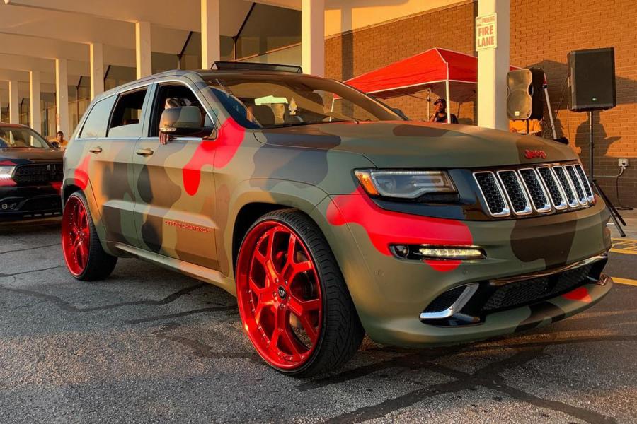  Jeep Grand Cherokee on Forgiato Wheels (GTR) 2019 года  (фото 1 из 1)